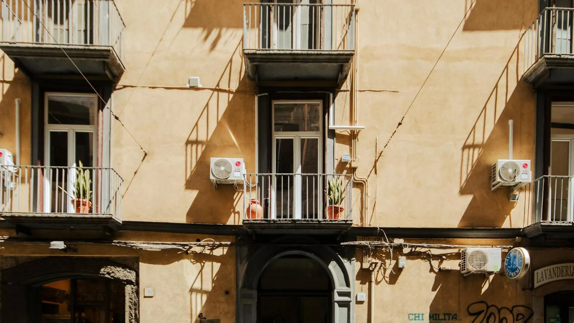 Gæstehus Ma Maison Shared Home In Chiaia 2 Napoli